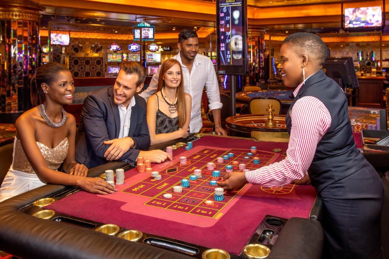 Soho Hotel & Casino At Sun City Kültér fotó